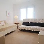 Olive Bay Hilltop Vakantiehuis *