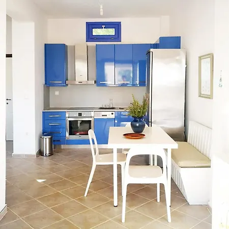 Olive Bay Hilltop Holiday home
