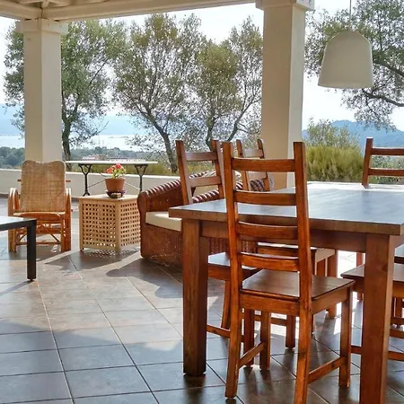 Olive Bay Hilltop Prázdninový dům Amolianí