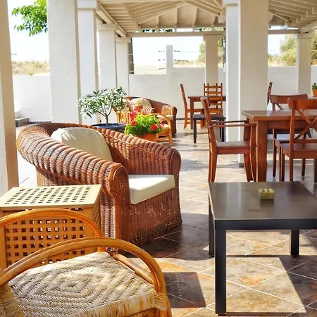 Olive Bay Hilltop Holiday home *